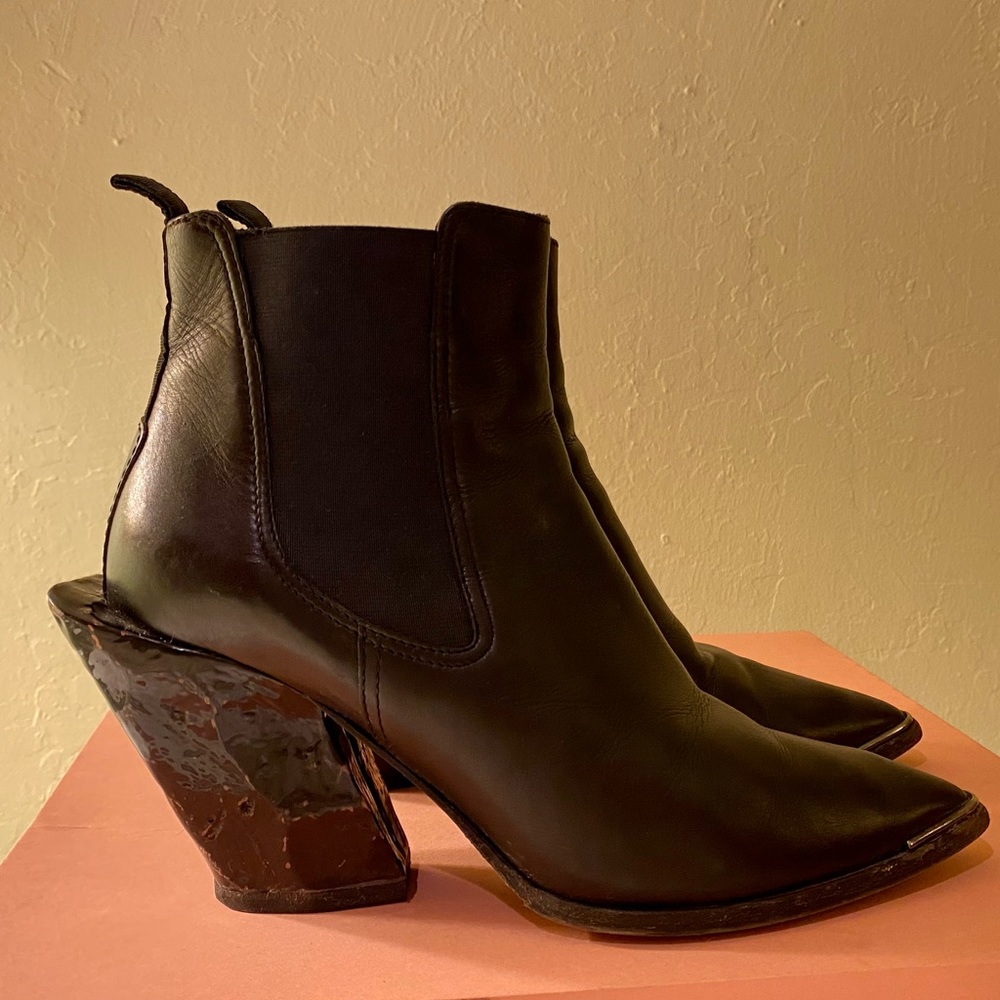 Acne Jemina ankle boot